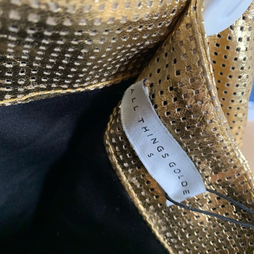All Things Golden The Go To Mini Gold - Picture 4 of 5